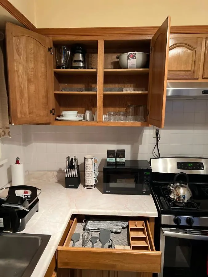 Guest house Santa Cruise Rooms New York United States
